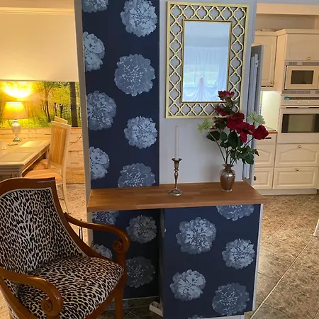 Grosse Helle Am Wald In Nahe Gruenheide Und Berlin Souterrain * 바트 자로