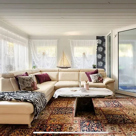 شقة Grosse Helle Am Wald In Nahe Gruenheide Und Berlin Souterrain باد سارو