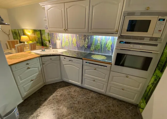 Grosse Helle Am Wald In Nahe Gruenheide Und Berlin Souterrain Daire *