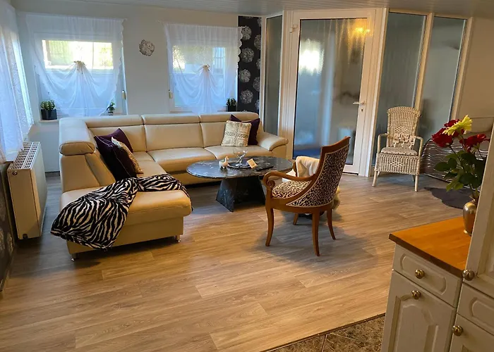 Grosse Helle Am Wald In Nahe Gruenheide Und Berlin Souterrain Bad Saarow